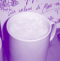 EINE TASSE BIER